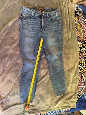 Judy Blue tummy control skinny jeans
